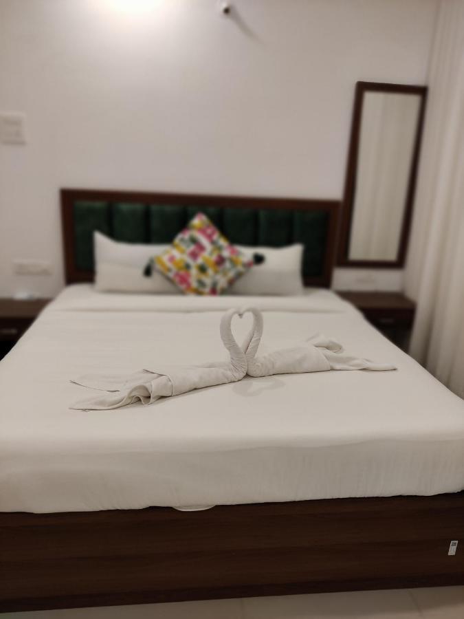 Comfycorner - Luxurious 2-Bhk Apartment Arpora Luaran gambar