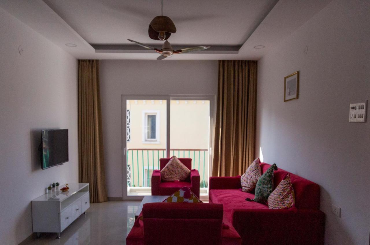 Comfycorner - Luxurious 2-Bhk Apartment Arpora Luaran gambar